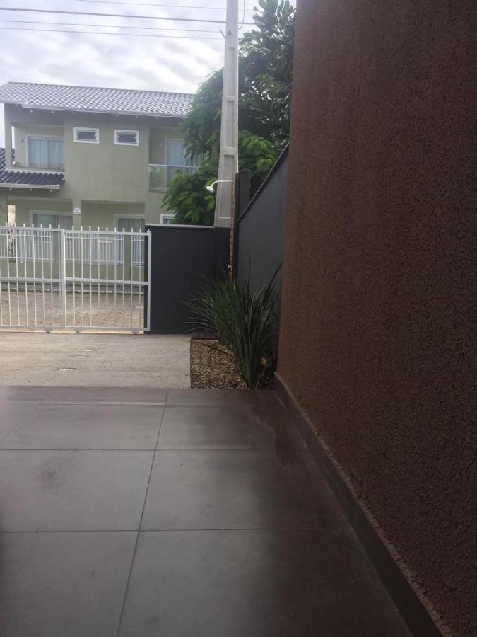 Casa Enseada Proximo Ao Mar E Comercios Com 2 Ar Split Sao Francisco do Sul Luaran gambar